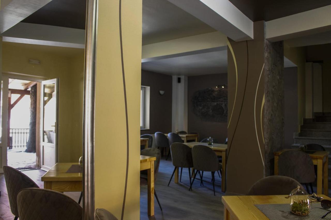 Villa Dijana Gracac  Bagian luar foto
