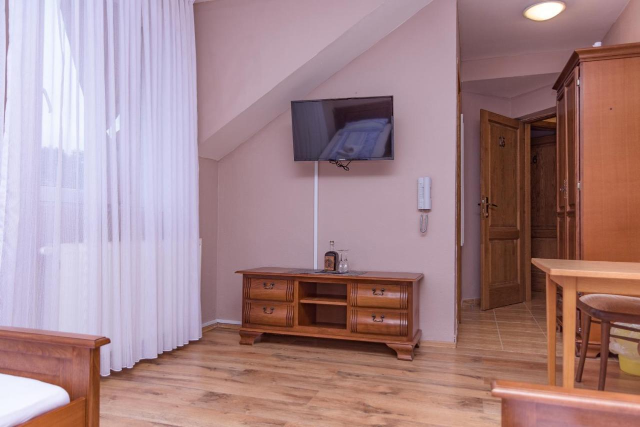 Villa Dijana Gracac  Bagian luar foto