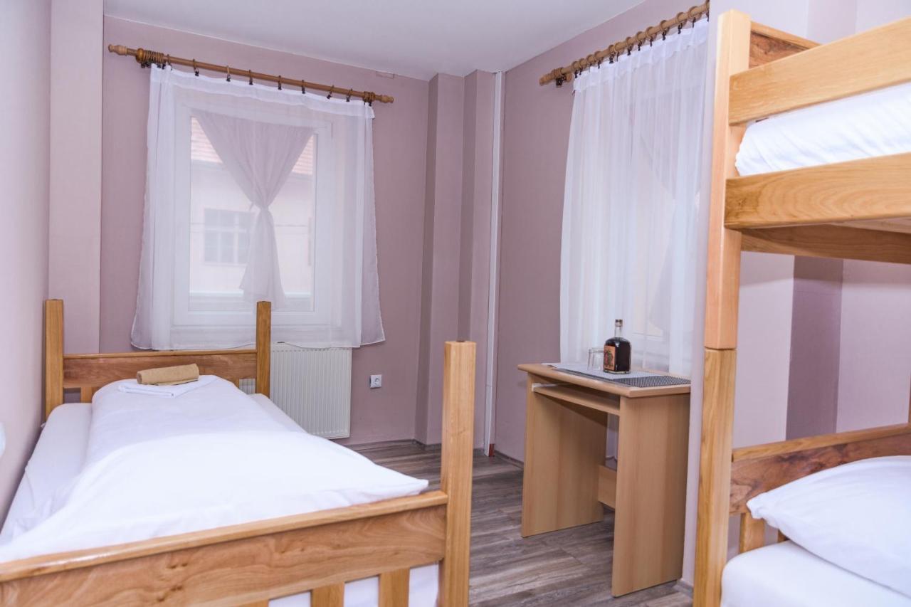 Villa Dijana Gracac  Bagian luar foto